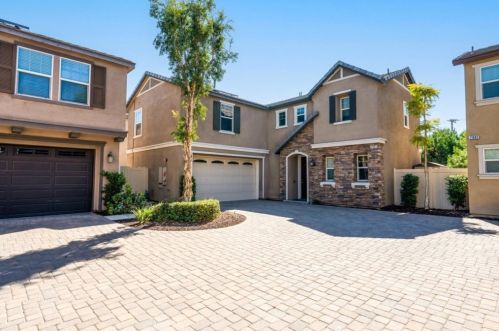 7993 Southpoint St, Chino CA  91708-7682 exterior