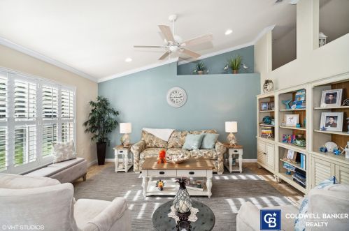 692 Hollow Glen Dr, Titusville, FL 32780-3277