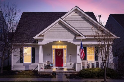 4495 Snowy Meadow Dr, Darbydale, OH 43123-8197
