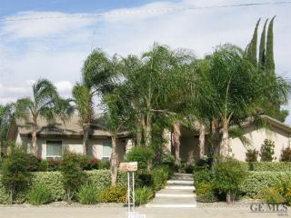 2000 Jewetta Ave, Bakersfield, CA 93312-9405