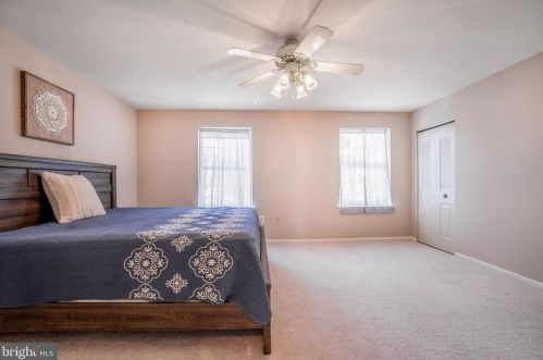 627 Coates Ln, Norristown PA  19406-2558 exterior