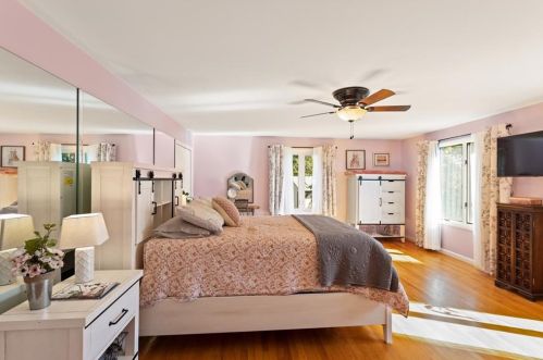 9 Noto Dr, North Providence RI  02904-2905 exterior