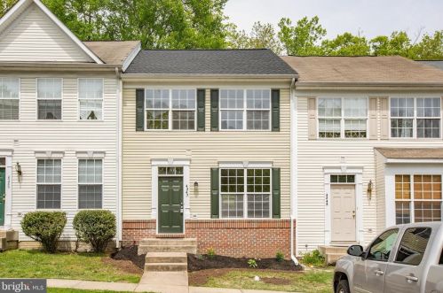4247 Normandy Ct, Fredericksburg VA  22408-3909 exterior