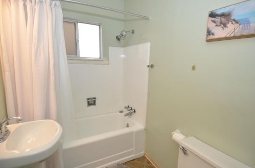 1160 Grand Ave, San Diego CA 92109-4272 exterior