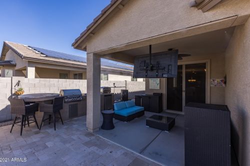 36056 Matthews Dr, San Tan Valley AZ  85143-3549 exterior