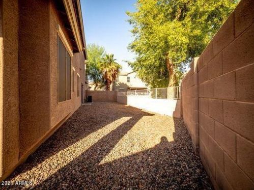 15881 74 Ave, Peoria AZ 85345-8900 exterior