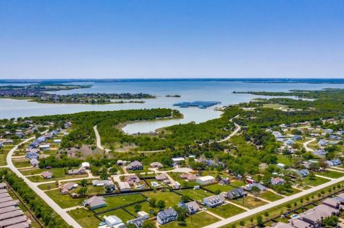 1341 Hbr Spg Dr, Frisco TX 75034-3333 exterior