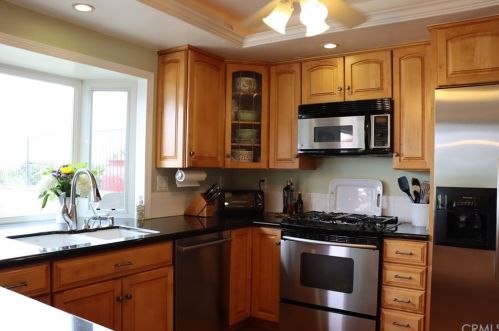3223 Carolwood Ln, Torrance, CA 90505-7113