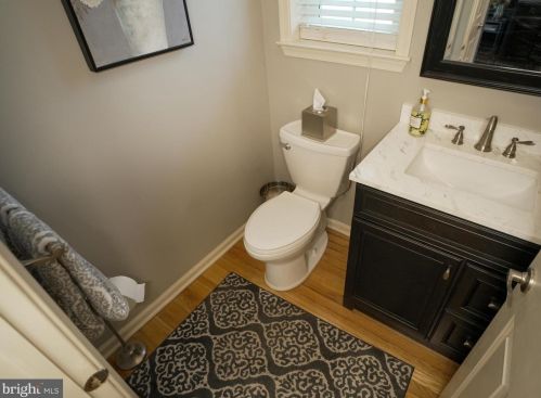 528 Dogwood Dr, Prospectville PA 19002-6109 exterior