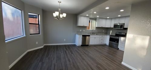 2417 Orchard Park Way, Modesto CA  95355-9254 exterior