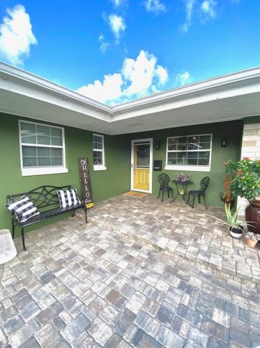 4414 Blonigen Ave, Orlando, FL 32812-8004