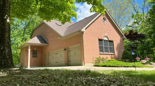 1476 Greystone Ln, Milford, OH 45150-9523