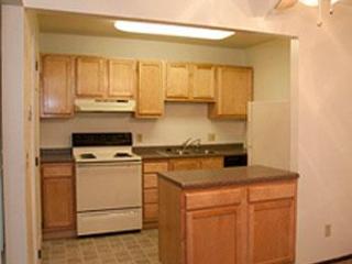 2323 Shoreland Ave, Toledo OH  43611-1585 exterior