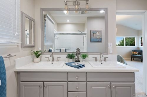 2105 Velez Dr, Rancho Palos Verdes CA  90275-1427 exterior