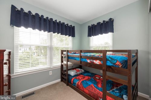 101 Providence Ct, Harleysville PA  19438-3621 exterior