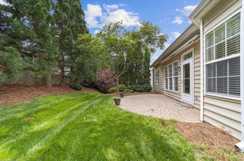 5103 Cobbler Ridge Ct, Greensboro NC  27455-3462 exterior