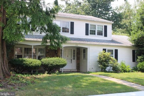 198 Fletcher Dr, Yardley, PA 19067-5965