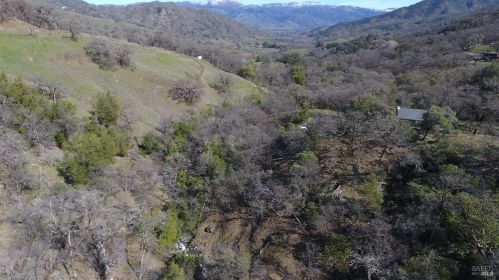 7820 Lakeside Dr, Ukiah CA  95482-9425 exterior