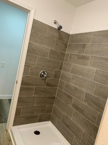 17985 Grand Ave, Lake Elsinore CA  92530-6023 exterior