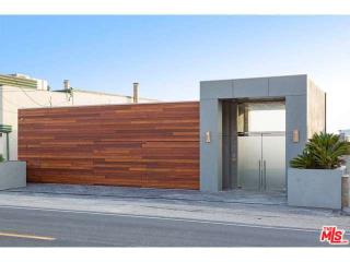 24450 Malibu Rd, Malibu, CA 90265-4613