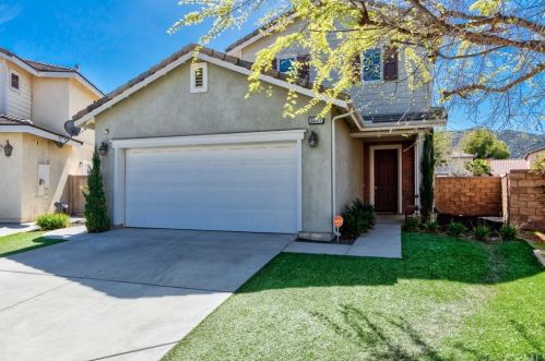 33577 Cedar Creek Ln, Lake Elsinore, CA 92532-2539