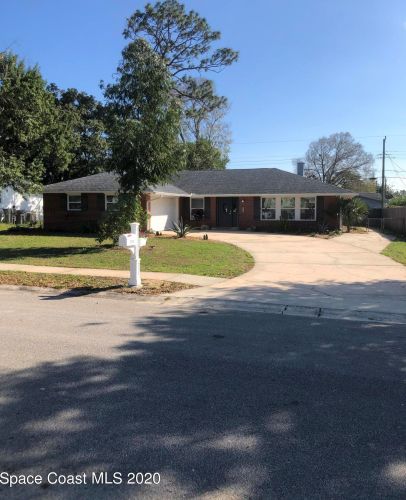 2731 Nottingham Ct, Titusville, FL 32796-3783