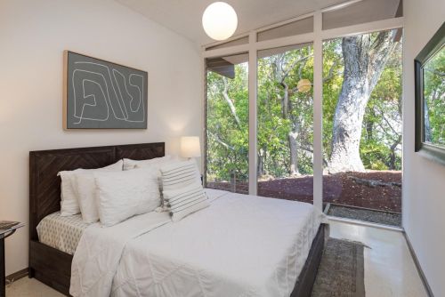 25209 Ln Loma Dr, Los Altos CA 94022-4540 exterior