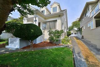 2724 Blaine St, Seattle, WA 98199-4313