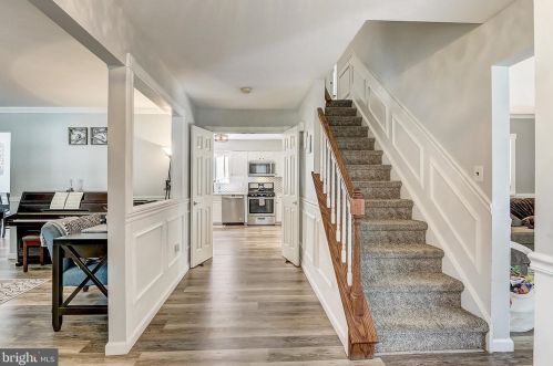 41 Woodshire Dr, Erial, NJ 08081-2210
