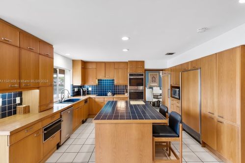 3071 35 St, Hollywood FL 33021-2627 exterior