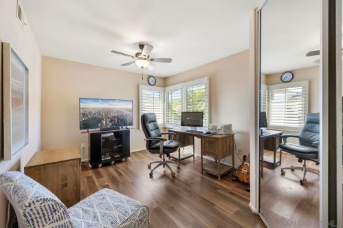 4712 Bryce Cir, Carlsbad CA  92008-4289 exterior