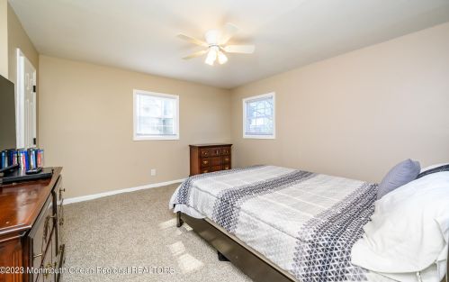 58 Richardson Ave, Tinton Falls NJ  07724-1313 exterior