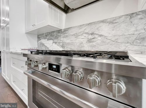 3125 11th St, Washington DC  20010-2401 exterior