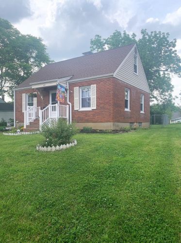 43 Gambier Cir, Cincinnati, OH 45218-1426