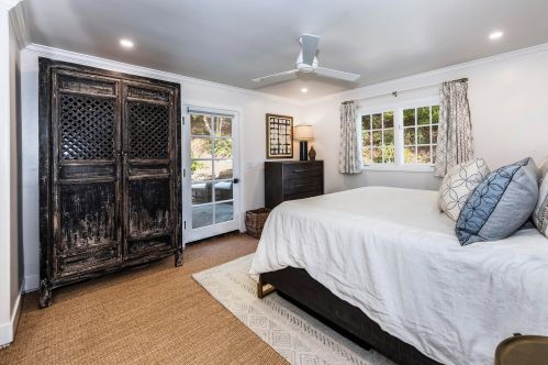 871 Deerpath Rd, Santa Barbara CA  93108-1800 exterior