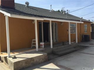 10279 Foster Rd, Downey, CA 90242-5028