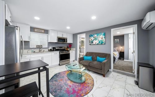 4762 Castle Ave, San Diego CA  92105-2913 exterior