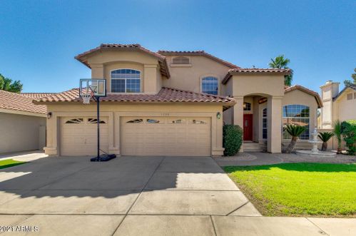 1225 Sea Gull Dr, Gilbert, AZ 85234-2615