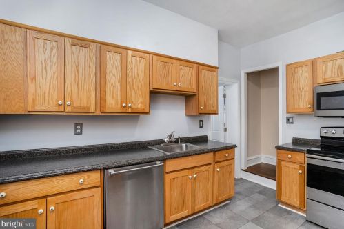 1331 Locust St, Norristown PA  19401-3319 exterior