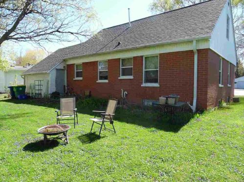 421 Wilson Ave, Green Bay, WI 54303-4114