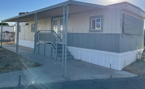 3219 Gulf St, Bakersfield, CA 93308-4937