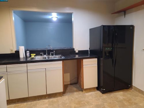 6178 Bernhard Ave, Richmond CA  94805-1236 exterior