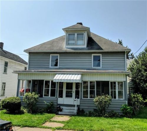 1048 Liberty St, Meadville, PA 16335-3275