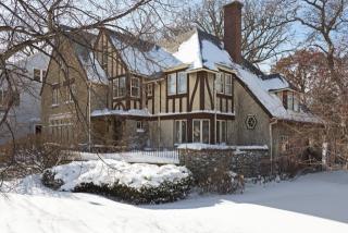 2116 Lake Of The Isles Pkwy, Minneapolis, MN 55405-2425