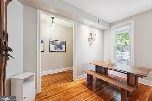 608 Columbia Rd, Washington DC 20001-2905 exterior