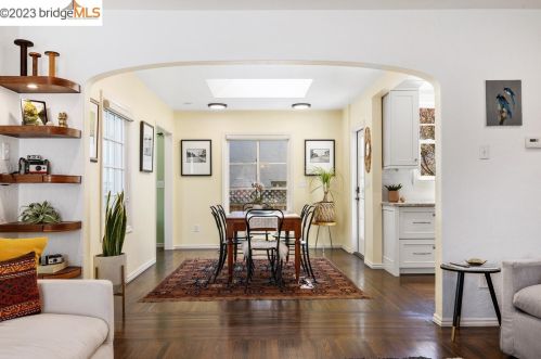 2500 Sacramento St, Berkeley, CA 94702-2132