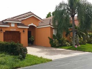 16844 90th Ter, Miami, FL 33196-4804