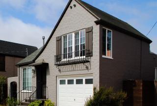 207 18th St, Richmond, CA 94801-3218