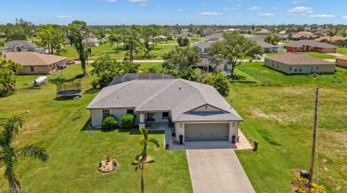 2903 20th Ave, Cape Coral FL  33904-4075 exterior