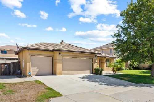 245 San Remo Ave, San Jacinto CA  92582-3082 exterior